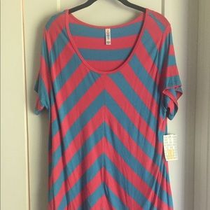 Lularoe Classic tee